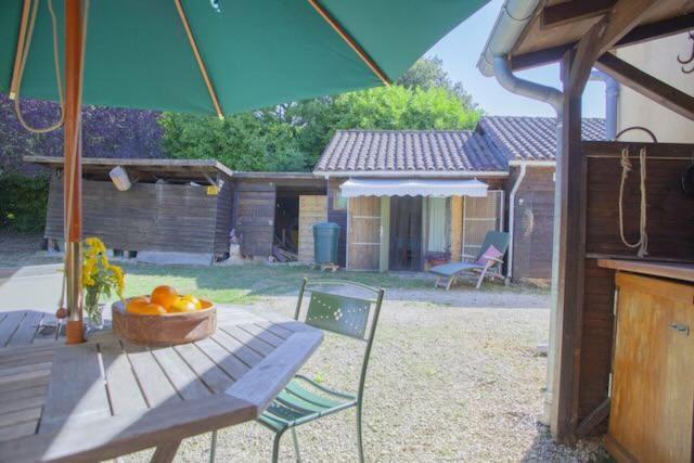 Le Bon Chemin Ateliers Sainte-Nathalène Exterior foto